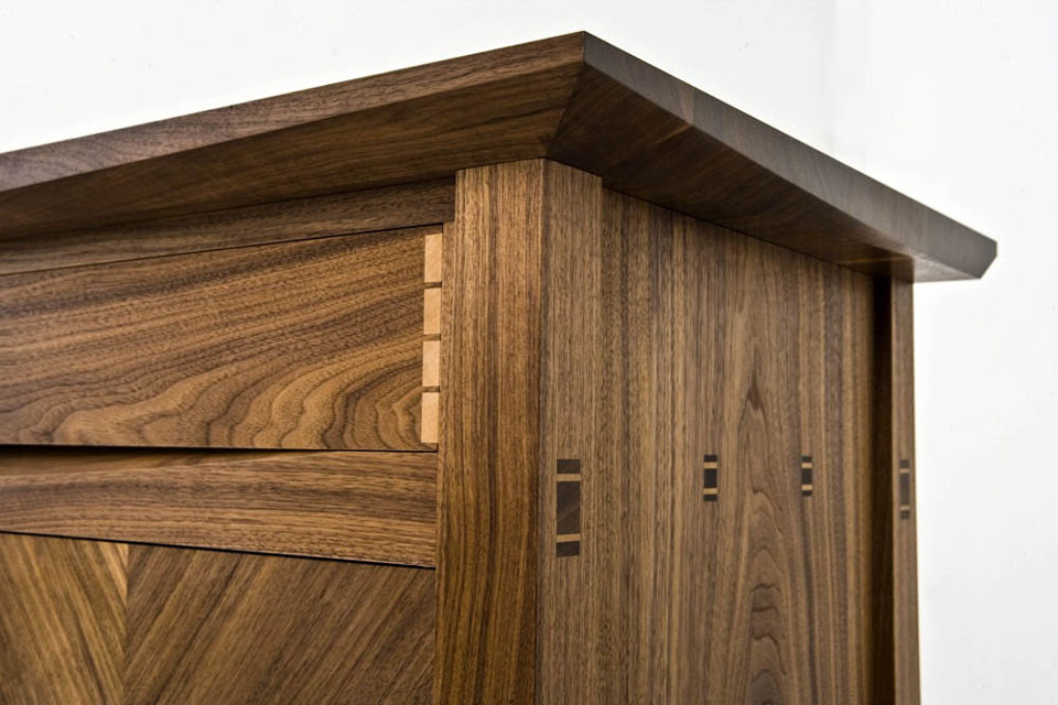 Walnut Sideboard - end detail