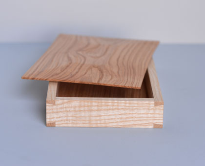 Learn how to make a keepsake box like this