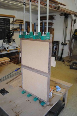 Panels with side lippings being glued up