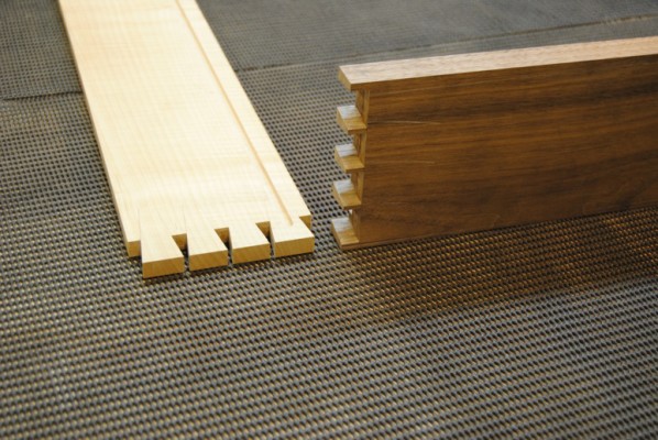 Side and front grooved for drawer bottom