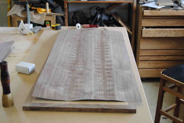 Three veneer strips taped for one panel